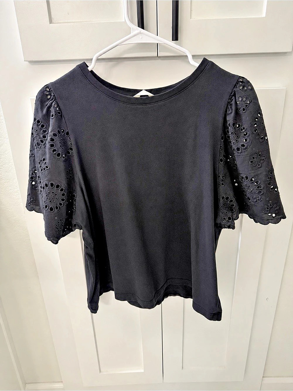 H&M Ribbed Top with Eyelet Embroidered Detail Black XL